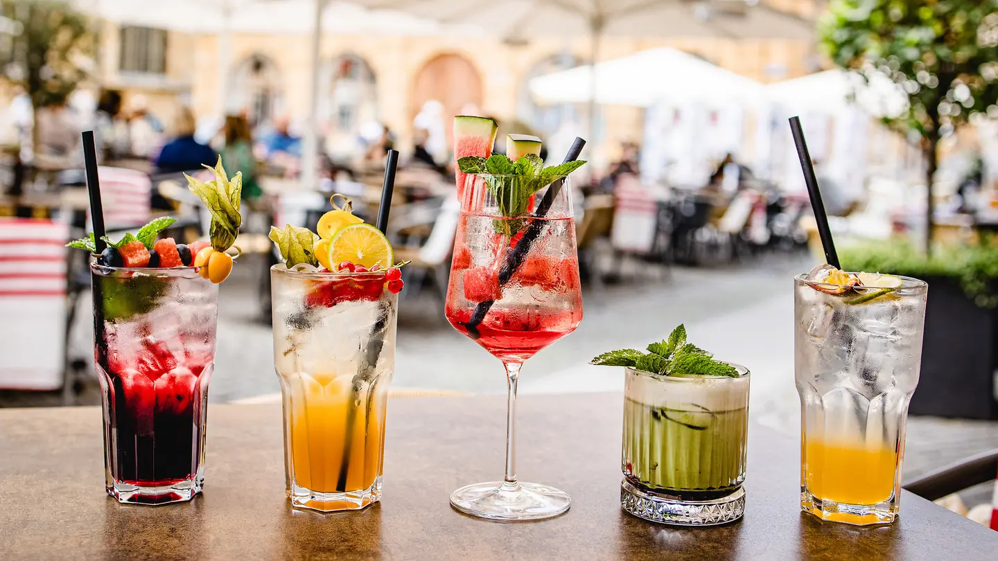 Saisonale Drinks an der Bar